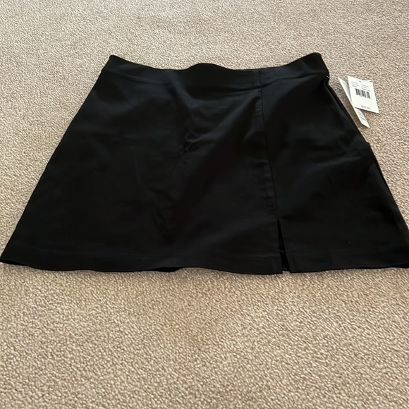 NWT Junior black mini skirt - Picture 2 of 9
